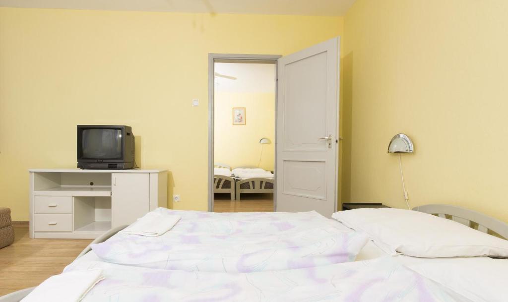 Hotel Francoise Balatonlelle Luaran gambar