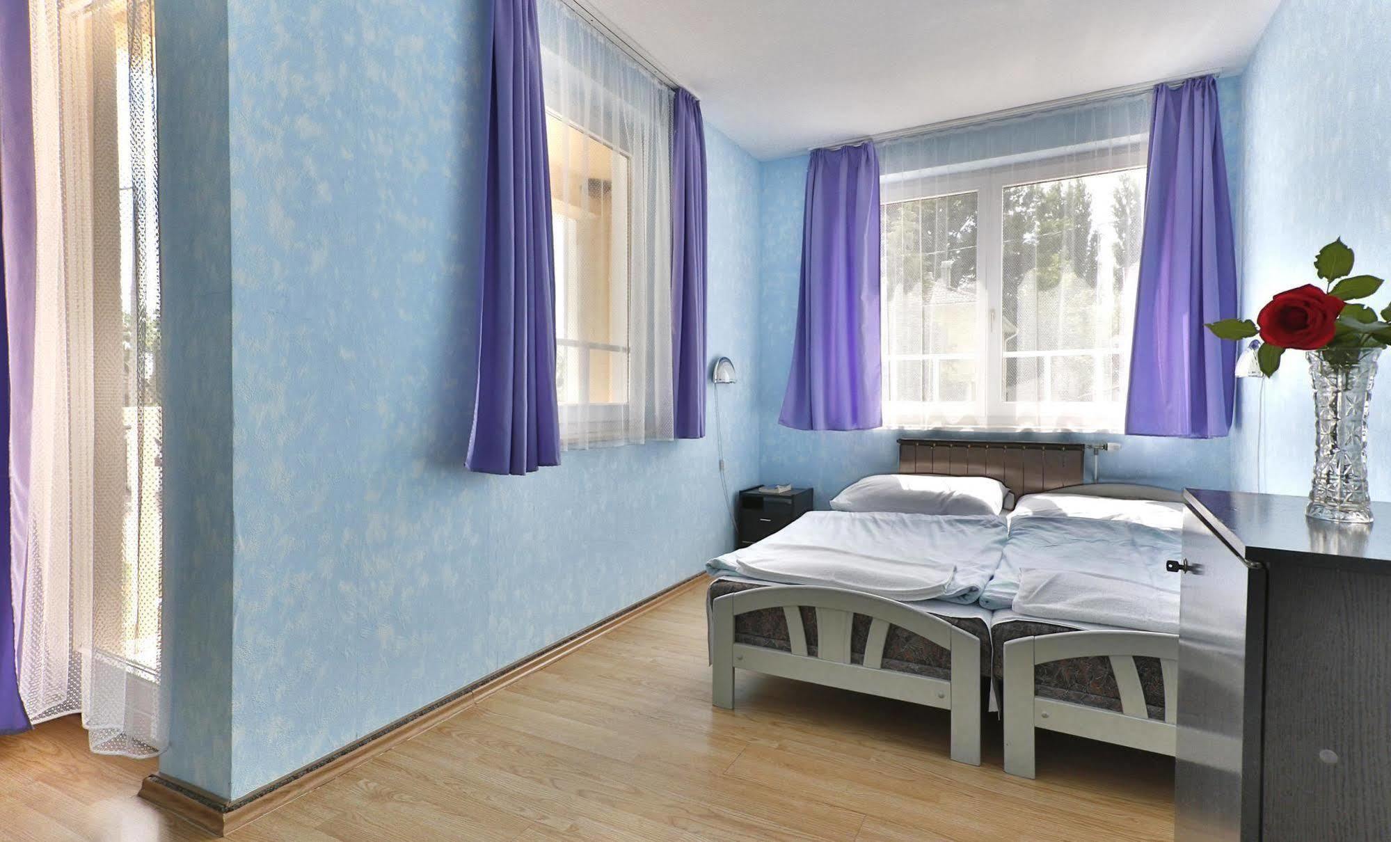 Hotel Francoise Balatonlelle Luaran gambar
